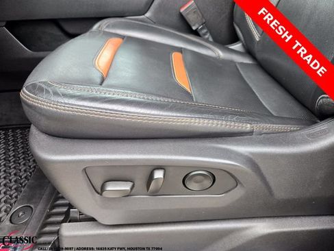 Used 2024 GMC Sierra 2500 AT4 w/ AT4 Premium Plus Package AWD/4WD image 23