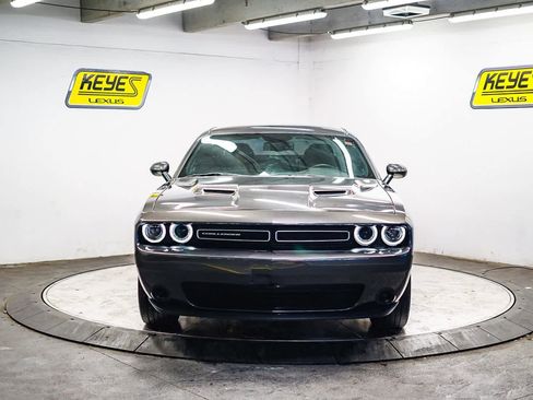 Used 2023 Dodge Challenger SXT image 6