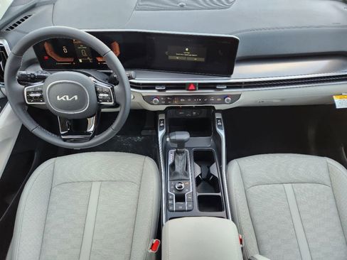 New 2025 Kia Sorento EX w/ Panoramic Sunroof Package image 18