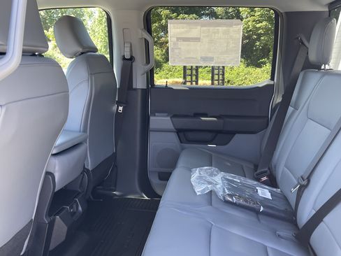 New 2026 Ford F450 XL w/ XL Chrome Package AWD/4WD image 15