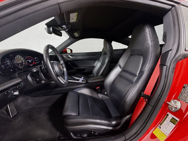 Used 2020 Porsche 911 Carrera RWD image 11