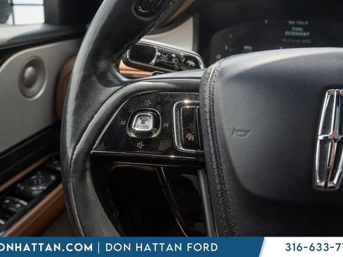 Used 2023 Lincoln Aviator Reserve w/ Equipment Group 201A AWD/4WD image 12