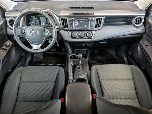 Used 2017 Toyota RAV4 LE image 3