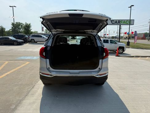 Used 2020 GMC Terrain SLT AWD/4WD image 13