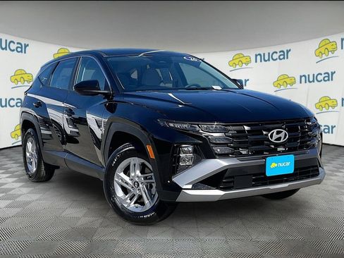 Used 2026 Hyundai Tucson SE AWD/4WD image 1