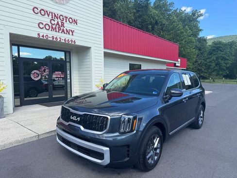 Used 2024 Kia Telluride LX FWD image 1