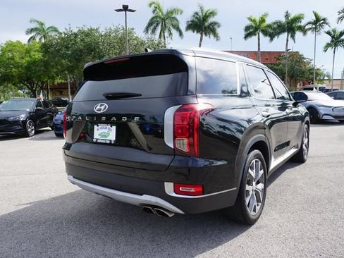 Used 2022 Hyundai Palisade SEL w/ Premium Package FWD image 7