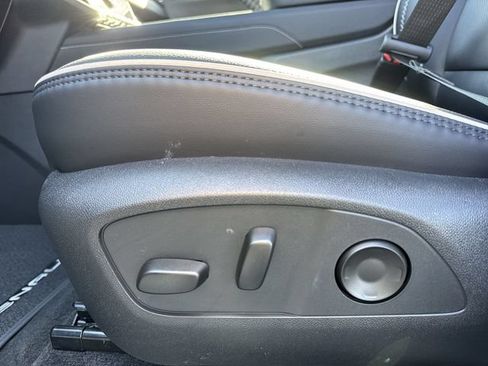 New 2026 GMC Acadia Denali w/ Super Cruise Package FWD image 16
