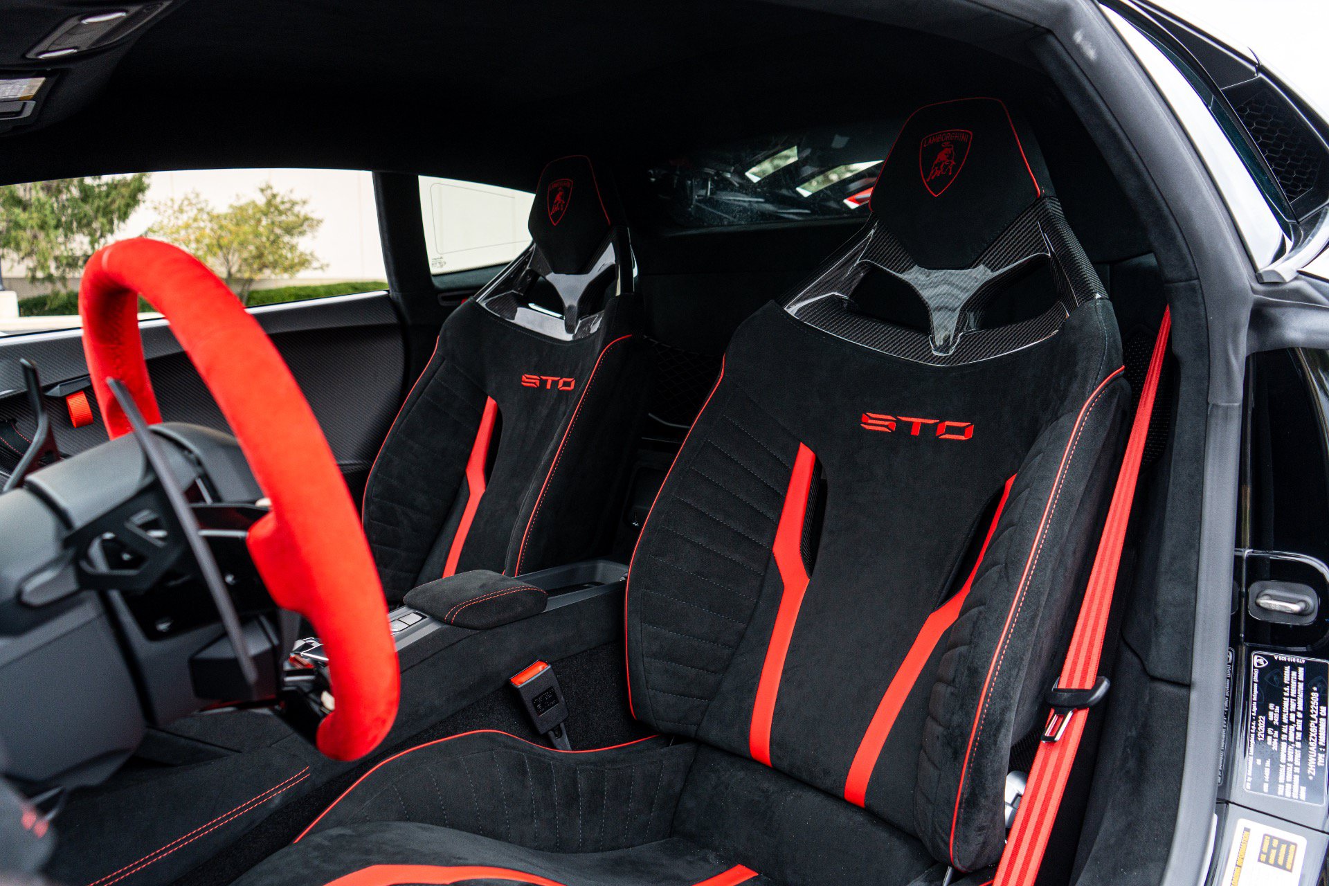 Used 2023 Lamborghini Huracan STO RWD image 22