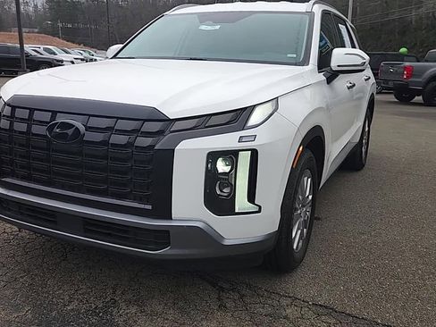 Used 2025 Hyundai Palisade SEL image 3