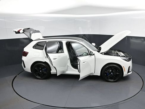 New 2026 BMW X3 xDrive30 w/ M Sport Package AWD/4WD image 50