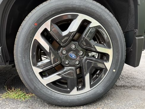 New 2026 Subaru Forester Premium AWD/4WD image 35
