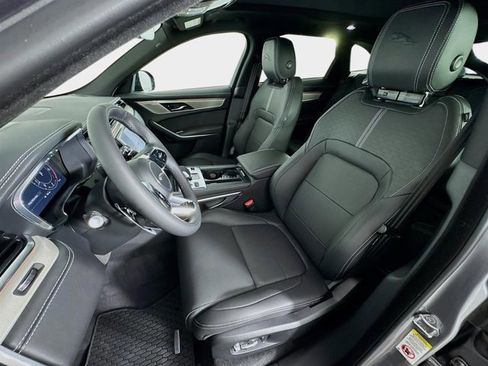 Used 2026 Jaguar F-PACE R-Dynamic S image 11