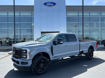 New 2026 Ford F250 Lariat w/ Black Appearance Package