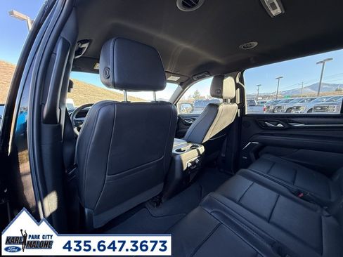 Used 2023 GMC Yukon XL Denali image 13