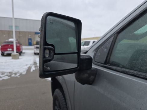 Used 2024 GMC Sierra 3500 AT4 w/ AT4 Premium Plus Package image 6