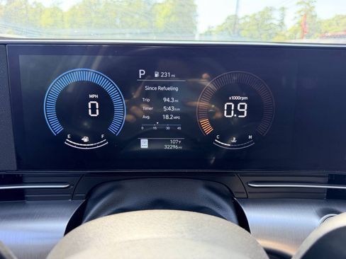 Used 2025 Hyundai Kona SEL FWD image 42