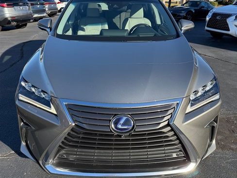 Used 2017 Lexus RX 450h AWD image 7
