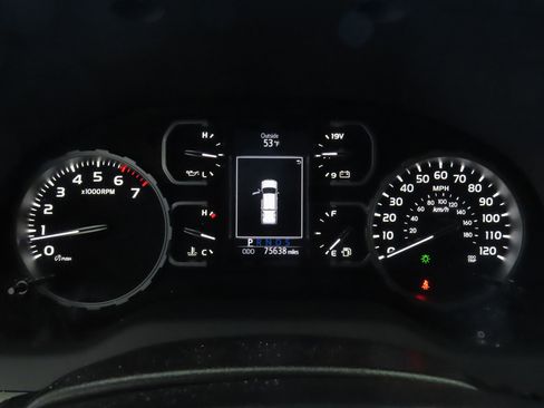 Used 2019 Toyota Tundra SR5 w/ SR5 Upgrade Package image 14