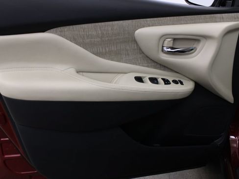 Used 2020 Nissan Murano SV w/ Cargo Package FWD image 16