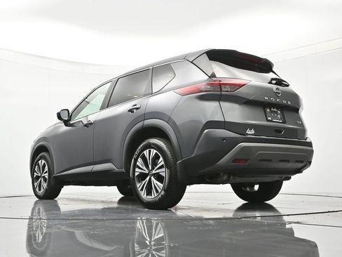 Used 2023 Nissan Rogue SV FWD image 41