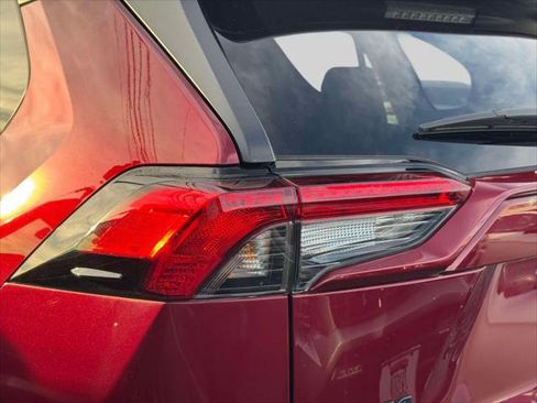 Certified 2023 Toyota RAV4 LE image 10