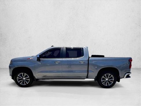 Used 2020 Chevrolet Silverado 1500 LT w/ Convenience Package AWD/4WD image 6