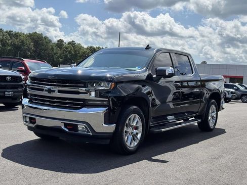 Used 2019 Chevrolet Silverado 1500 LTZ w/ LTZ Plus Package AWD/4WD image 25