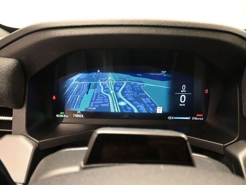 Used 2025 Ford Explorer ST-Line image 13