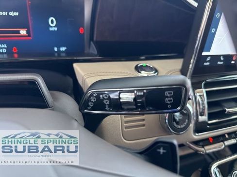 Used 2023 Lincoln Navigator Reserve AWD/4WD image 58
