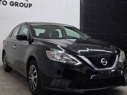 Used 2016 Nissan Sentra SV w/ Driver's Assist Package image 4