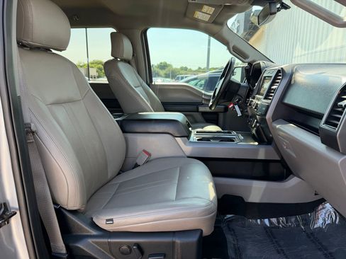 Used 2020 Ford F150 XLT w/ Equipment Group 302A Luxury AWD/4WD image 24