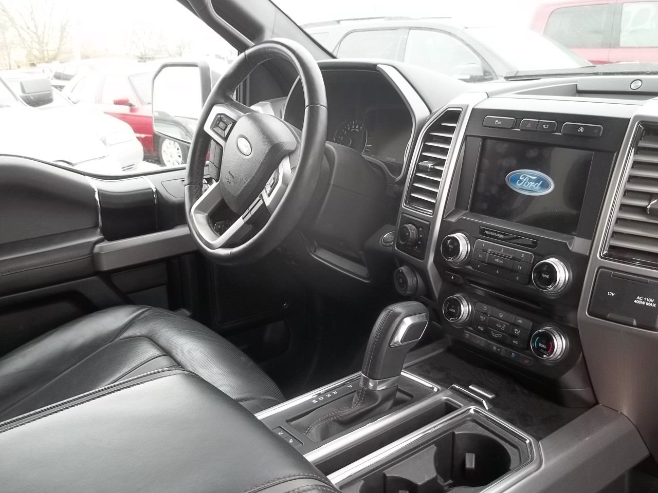 Used 2018 Ford F150 Platinum w/ Equipment Group 701A Luxury AWD/4WD image 5