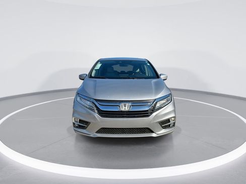 Used 2018 Honda Odyssey Touring image 3