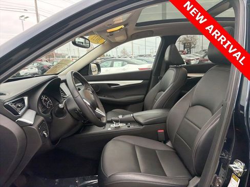 Used 2021 INFINITI QX50 Luxe w/ Cargo Package image 8