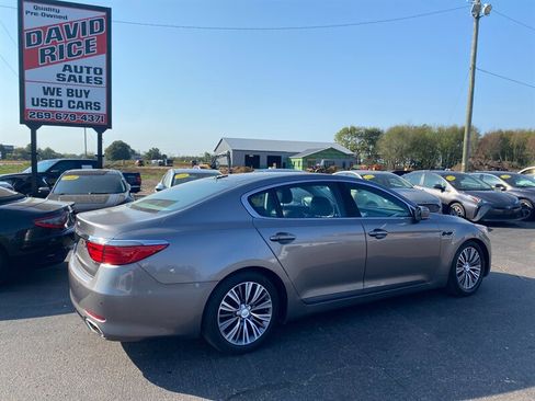 Used 2016 Kia K900 Luxury image 9