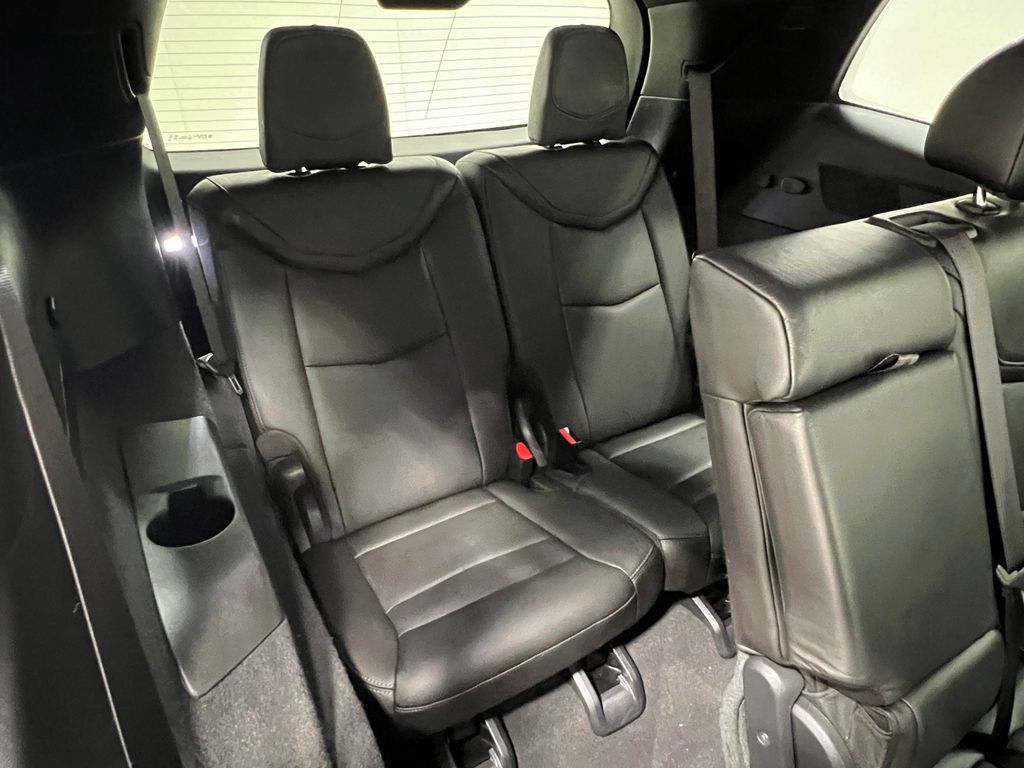 Used 2020 Cadillac XT6 Premium Luxury AWD/4WD image 33