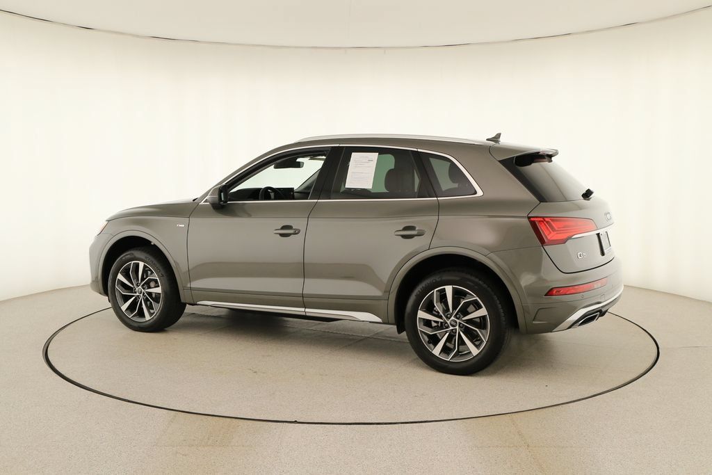 Certified 2024 Audi Q5 2.0T Premium Plus AWD/4WD image 3