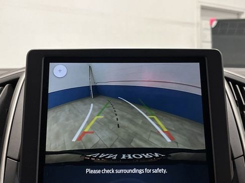 Used 2022 Ford Edge SEL w/ Convenience Package image 10