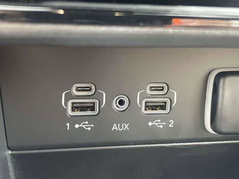 New 2026 Jeep Grand Cherokee L Limited RWD image 15