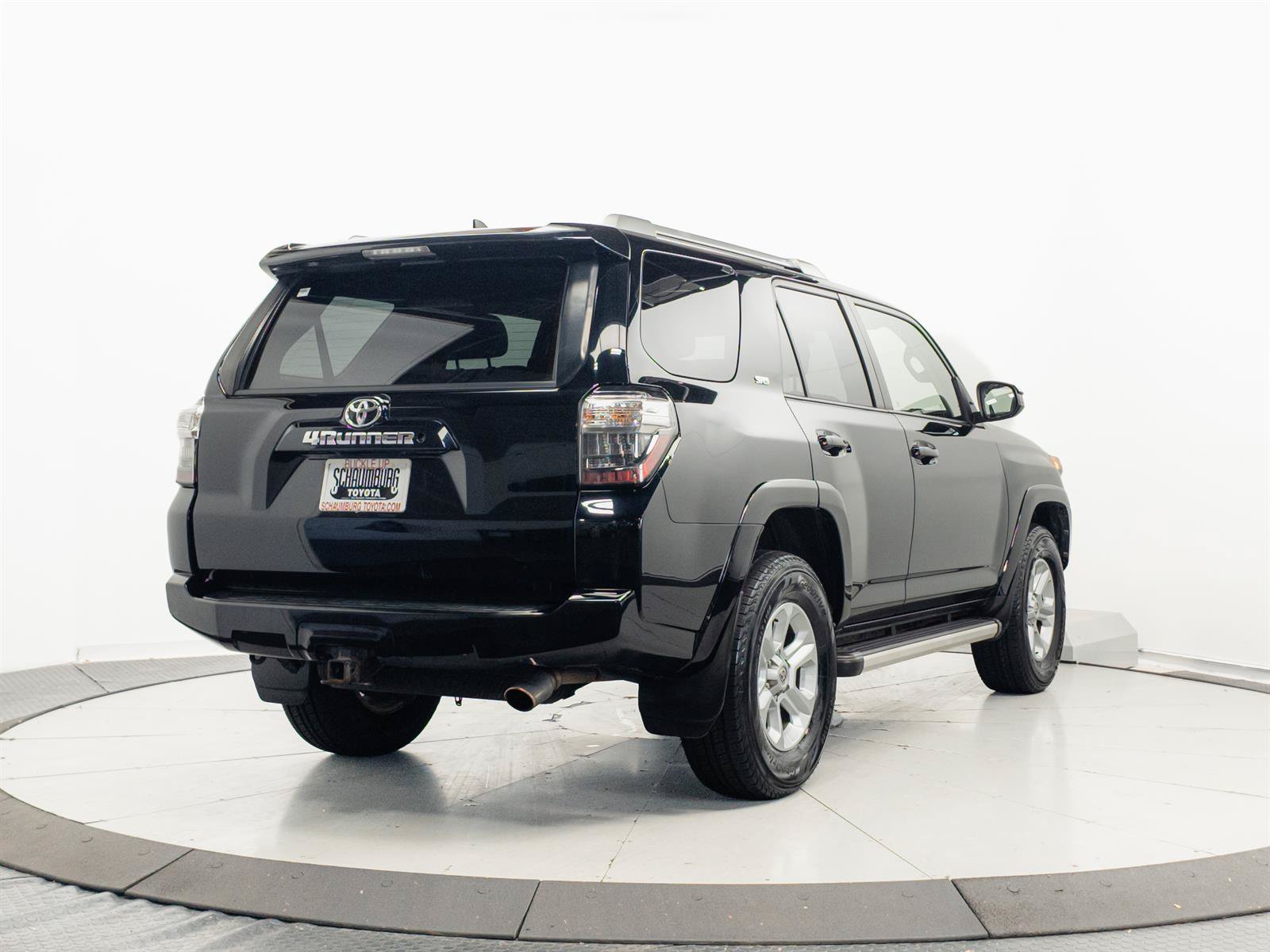 Certified 2016 Toyota 4Runner SR5 AWD/4WD image 14