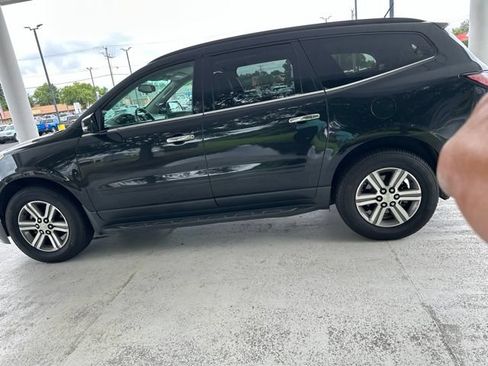 Used 2015 Chevrolet Traverse LT w/ Traveler's Package FWD image 6