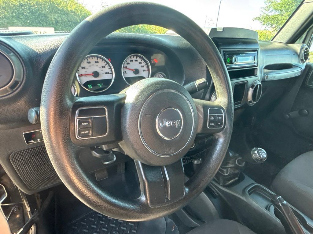 Used 2017 Jeep Wrangler Sport AWD/4WD image 10