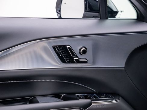 Certified 2024 Cadillac Lyriq Tech RWD image 15