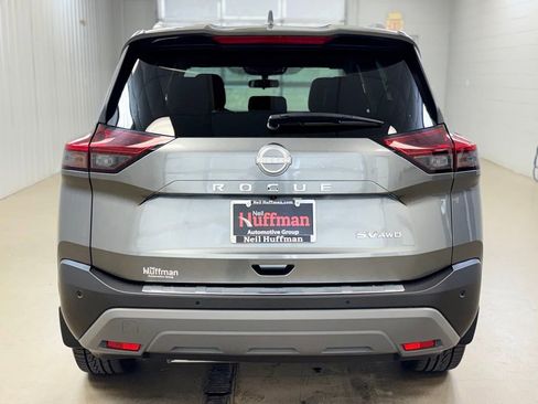 Used 2023 Nissan Rogue SV w/ SV Premium B Package AWD/4WD image 6