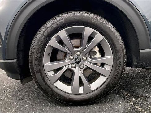 Certified 2023 Ford Explorer XLT w/ Equipment Group 202A image 9