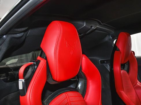 Used 2022 Chevrolet Corvette Stingray Preferred Cpe w/ Z51 Performance Package RWD image 55
