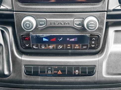 Used 2025 RAM ProMaster 2500 w/ Convenience Group FWD image 23