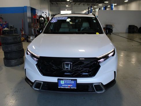 Used 2025 Honda CR-V Sport Touring image 3