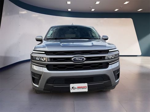 Used 2024 Ford Expedition Max XLT image 8